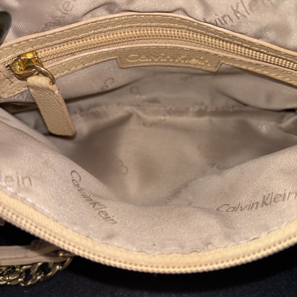 Calvin Klein Pebbled Leather Peach Chain Crossbody Purse Gold Lock Charm EUC‎ - Picture 13 of 16